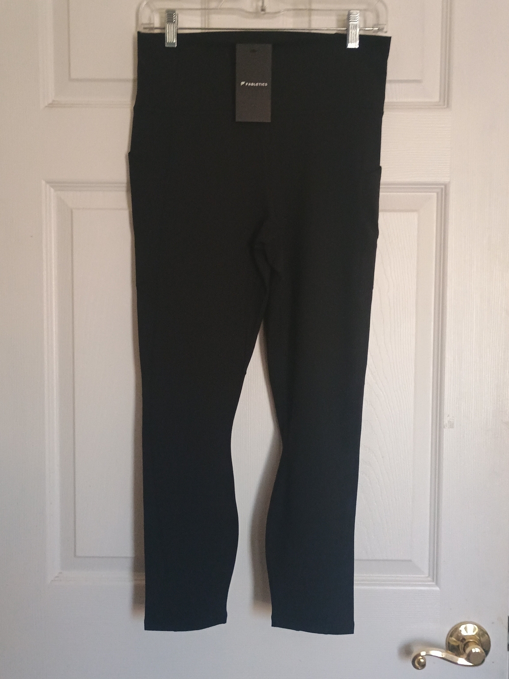 NWT Fabletics Oasis High Waisted 7/8 Black Leggings Size Large